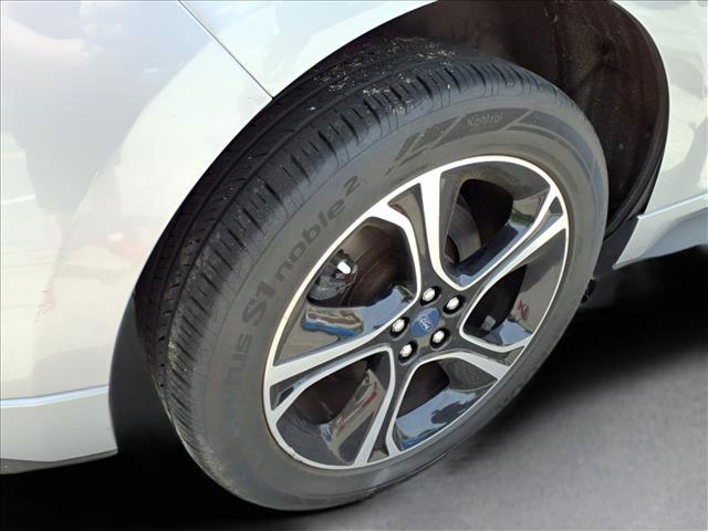 used 2022 Ford Edge car, priced at $32,995