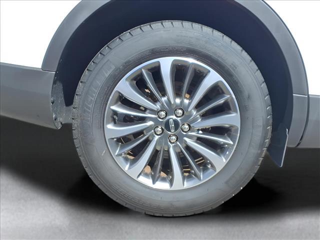 used 2022 Lincoln Nautilus car, priced at $27,995