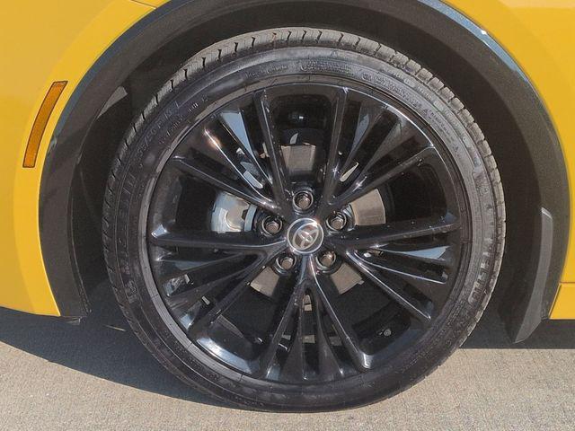 used 2025 Toyota Prius car, priced at $32,800