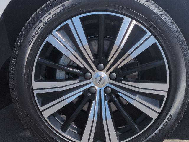 used 2022 Volvo XC60 car, priced at $29,999