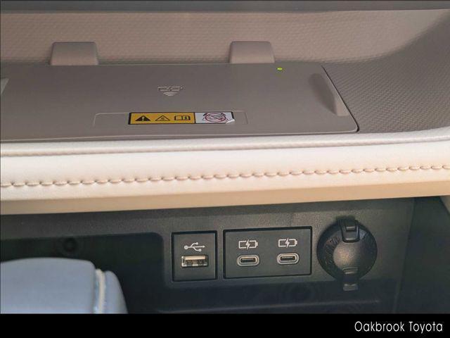 used 2024 Toyota Highlander car, priced at $51,900