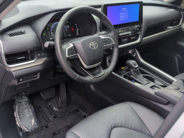used 2025 Toyota Grand Highlander Hybrid car, priced at $48,999