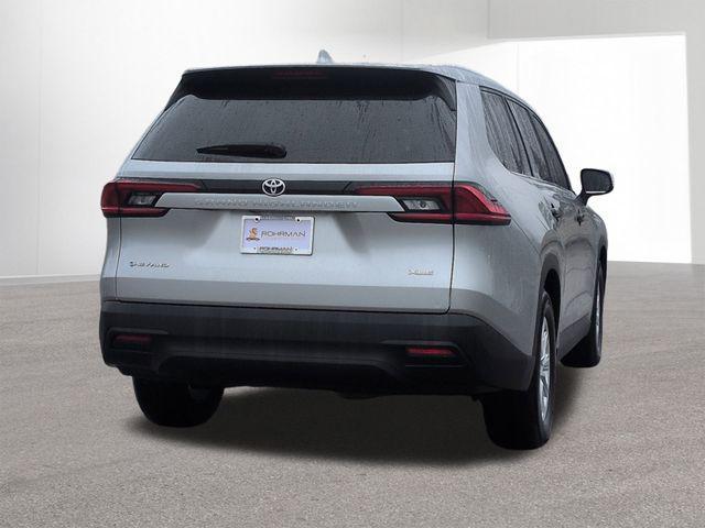 used 2025 Toyota Grand Highlander Hybrid car, priced at $48,999