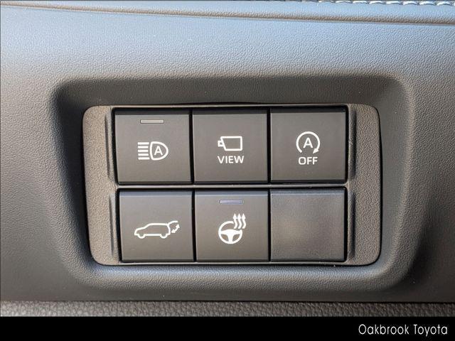 used 2025 Toyota Highlander car, priced at $56,999