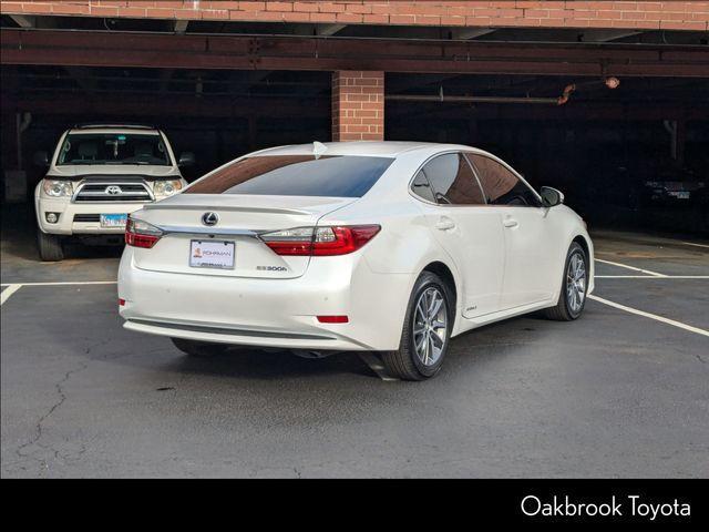 used 2017 Lexus ES 300h car, priced at $20,900