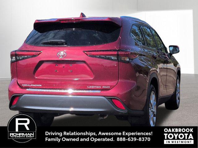 used 2020 Toyota Highlander car, priced at $32,280