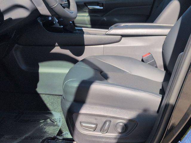 new 2026 Toyota Grand Highlander car, priced at $47,504