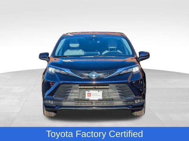 used 2024 Toyota Sienna car, priced at $40,800