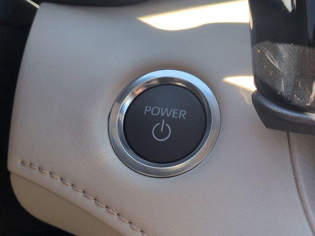 used 2025 Toyota Highlander Hybrid car, priced at $51,999
