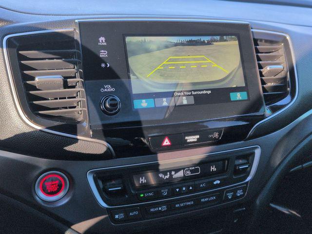 used 2021 Honda Pilot car, priced at $25,999