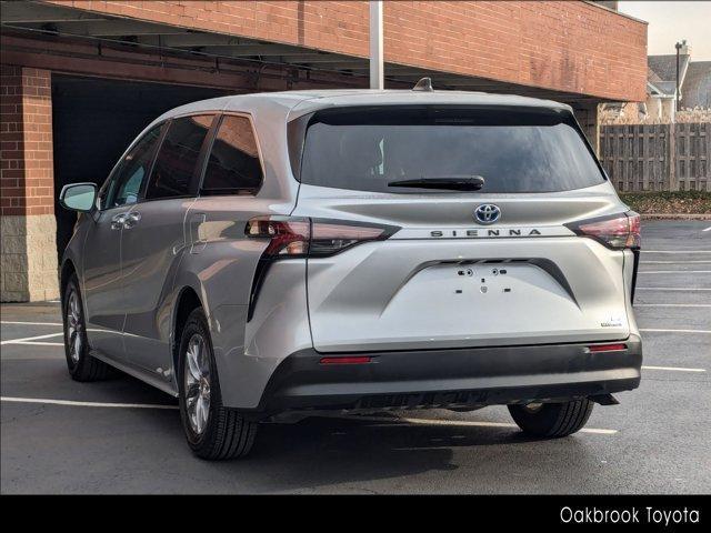 used 2024 Toyota Sienna car, priced at $39,900