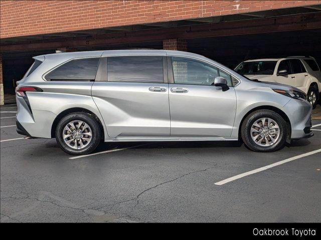 used 2024 Toyota Sienna car, priced at $39,900