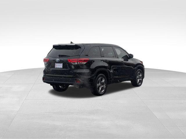 used 2019 Toyota Highlander Hybrid car, priced at $36,700