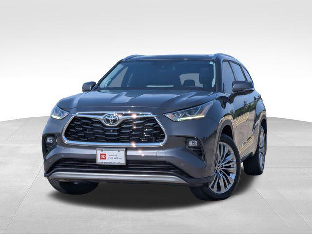 used 2024 Toyota Highlander car, priced at $48,658