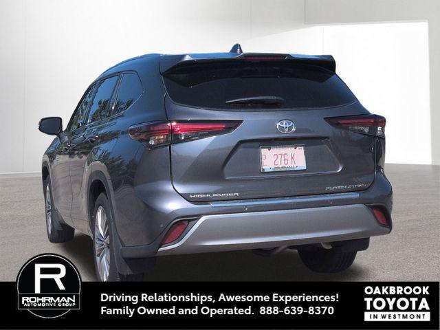 used 2024 Toyota Highlander car, priced at $47,999