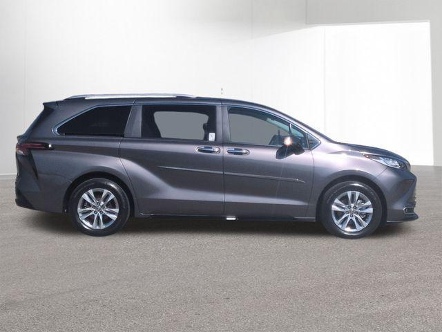 used 2024 Toyota Sienna car, priced at $51,999