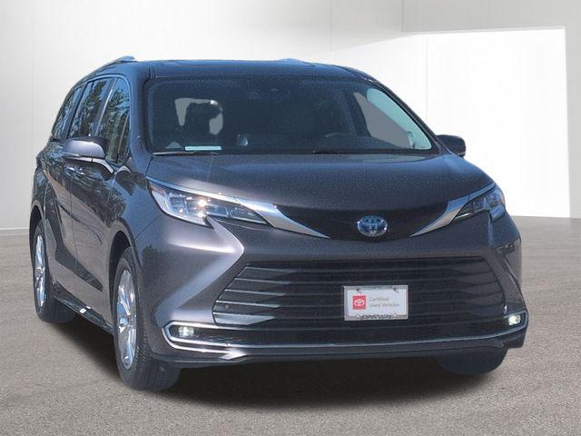 used 2024 Toyota Sienna car, priced at $51,999