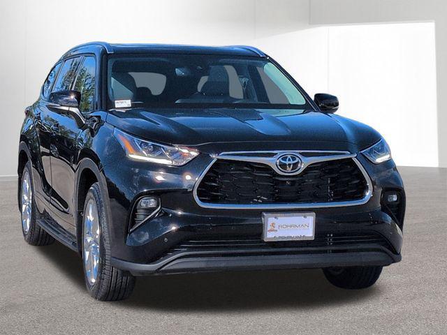 new 2026 Toyota Highlander car, priced at $53,025