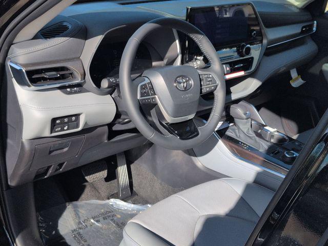 new 2026 Toyota Highlander car, priced at $53,025