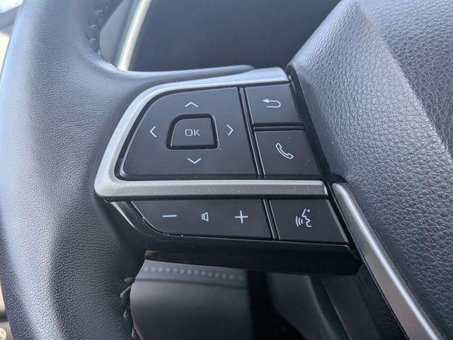 used 2024 Toyota Highlander car, priced at $42,250