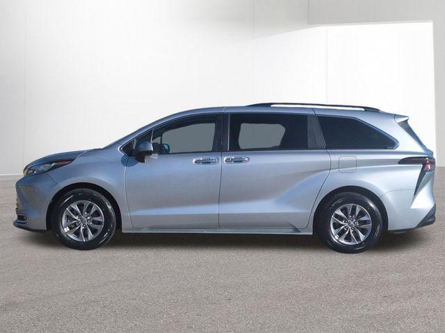 used 2023 Toyota Sienna car, priced at $37,577