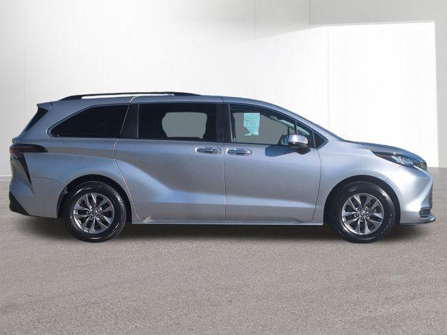 used 2023 Toyota Sienna car, priced at $37,577