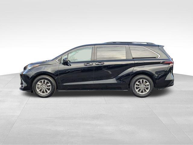 used 2023 Toyota Sienna car, priced at $41,800