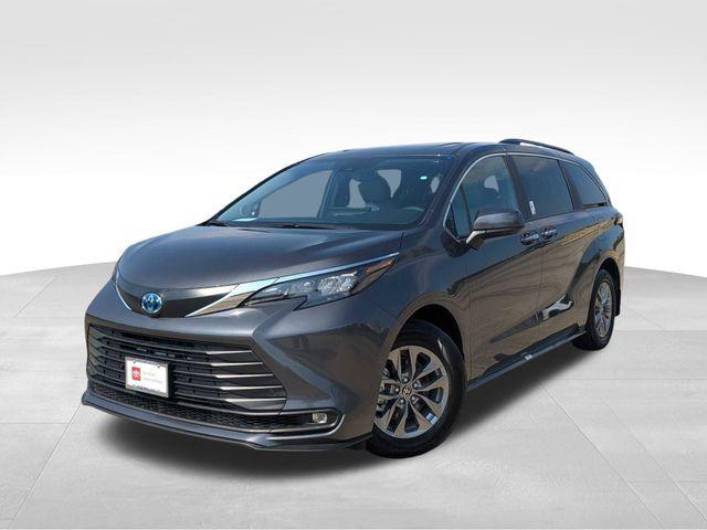 used 2025 Toyota Sienna car, priced at $49,442
