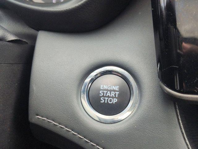 used 2023 Toyota Highlander car, priced at $39,990