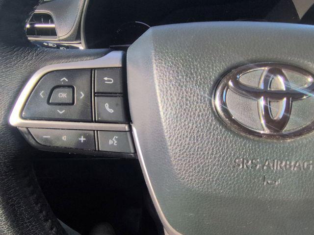 used 2022 Toyota Sienna car, priced at $37,999