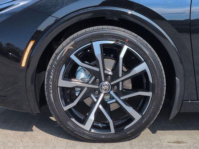 new 2026 Toyota Prius Plug-In Hybrid car, priced at $38,778