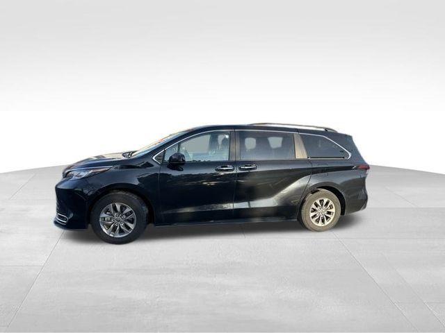 used 2023 Toyota Sienna car, priced at $40,799