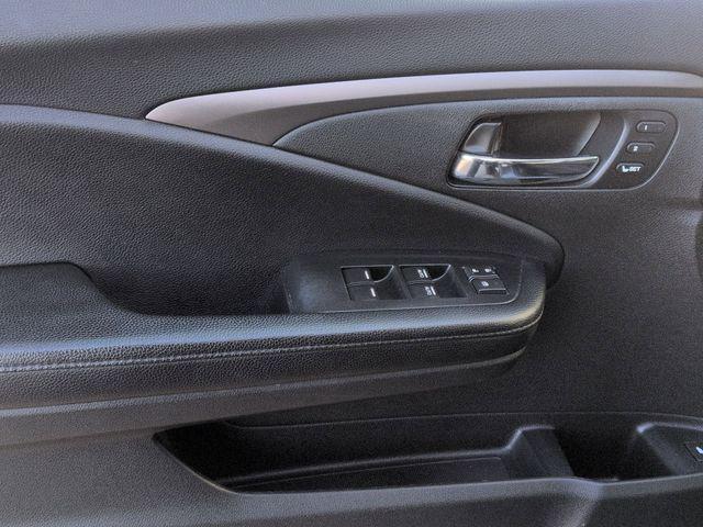 used 2020 Honda Pilot car, priced at $18,999