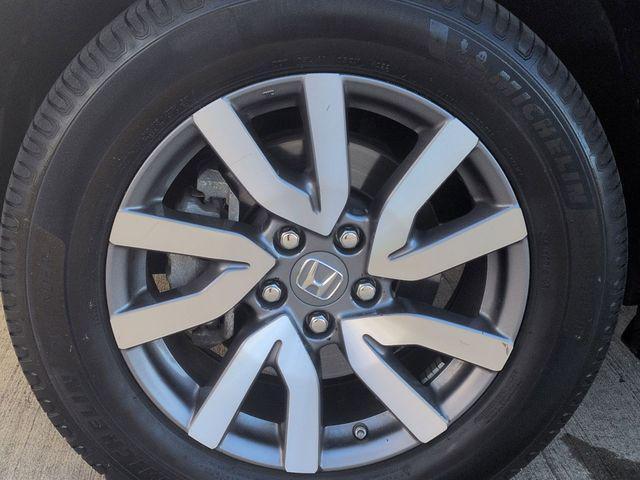 used 2020 Honda Pilot car, priced at $18,999