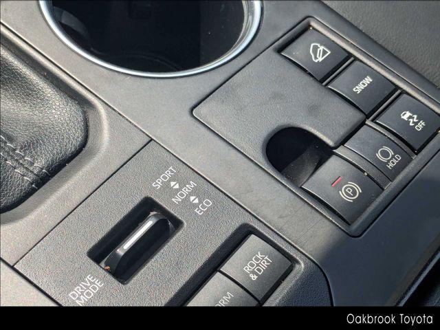 used 2023 Toyota Highlander car, priced at $40,999