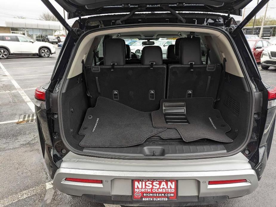 used 2022 Nissan Pathfinder car, priced at $33,859