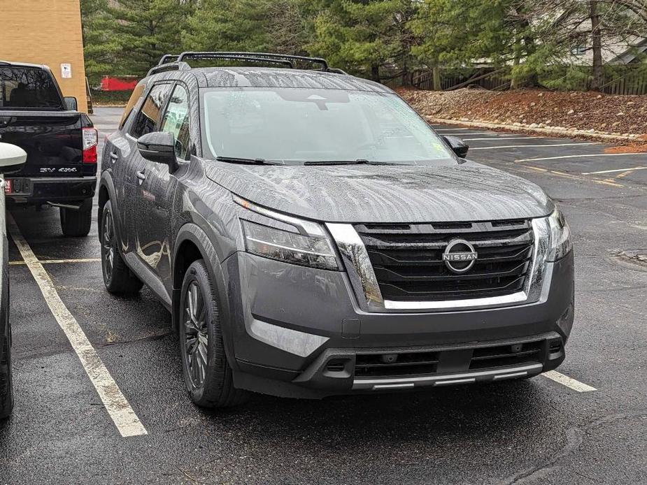 new 2024 Nissan Pathfinder car, priced at $50,185