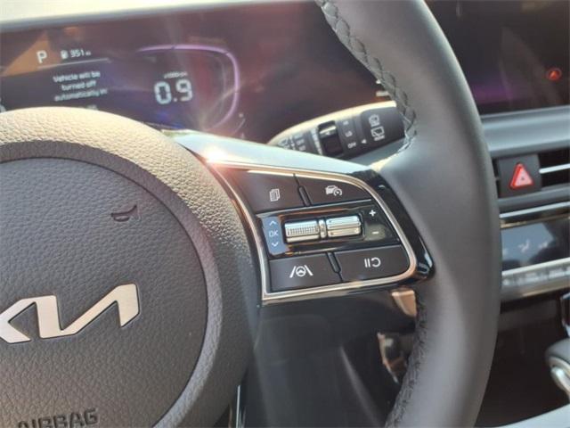 new 2025 Kia Seltos car, priced at $28,565