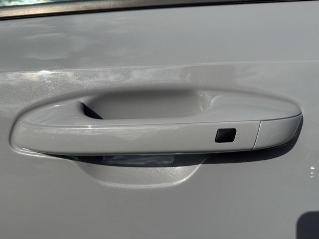 used 2022 Kia Sorento car, priced at $27,844