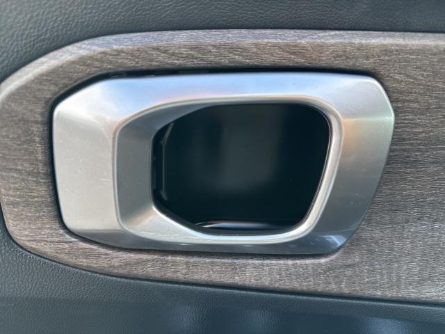 used 2022 Kia Sorento car, priced at $27,844