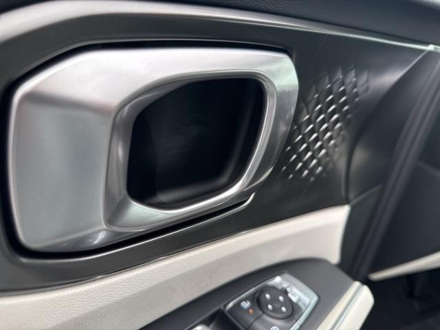 new 2026 Kia Sorento Hybrid car, priced at $44,685