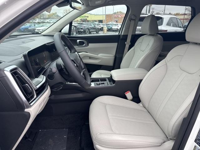 new 2026 Kia Sorento Hybrid car, priced at $44,685