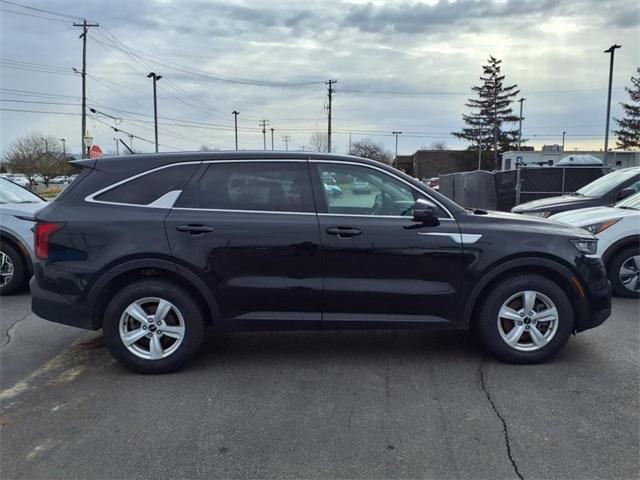 used 2022 Kia Sorento car, priced at $22,681