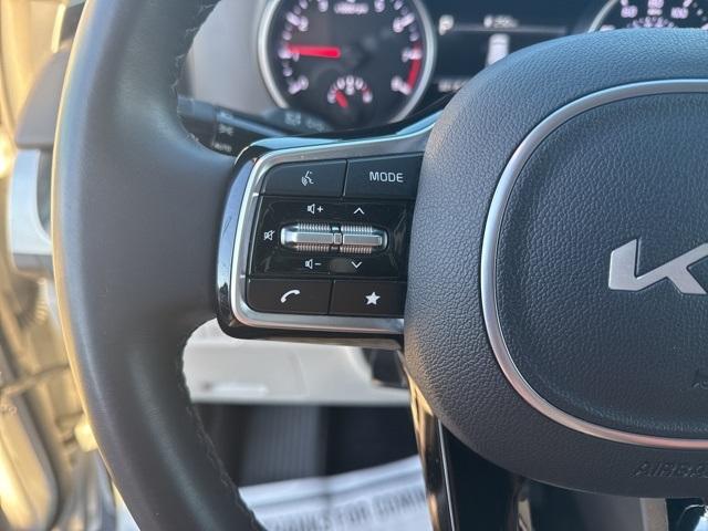 used 2023 Kia Carnival car, priced at $31,987