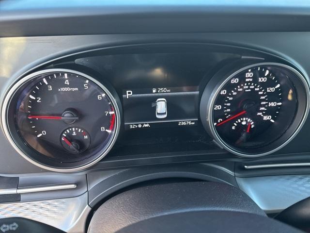 used 2023 Kia Carnival car, priced at $31,987