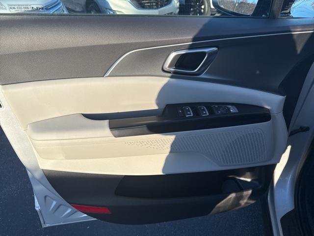 used 2023 Kia Carnival car, priced at $31,987