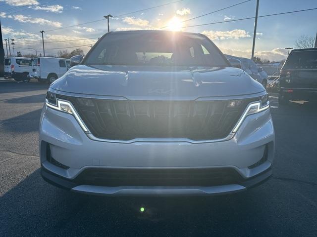 used 2023 Kia Carnival car, priced at $31,987