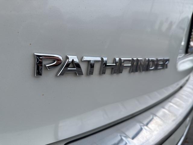 used 2015 Nissan Pathfinder car, priced at $7,900