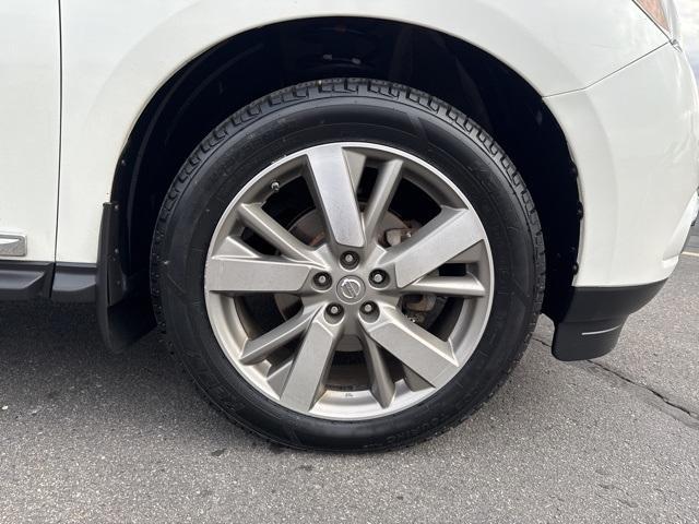 used 2015 Nissan Pathfinder car, priced at $7,900