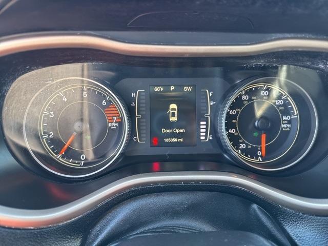 used 2016 Jeep Cherokee car, priced at $6,274